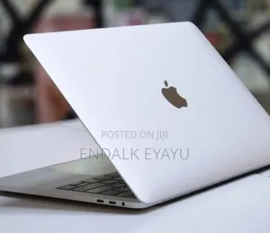 New Laptop Apple MacBook Pro 2018 8GB Intel Core i5 SSD 256GB