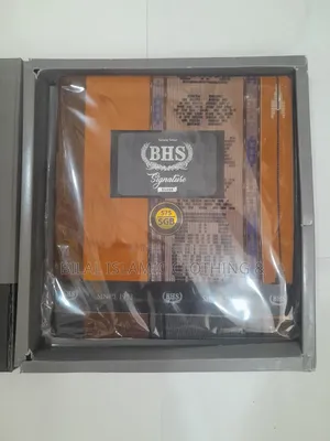 BHS Signature Silver ሽርጥ (Sarung Tenun)