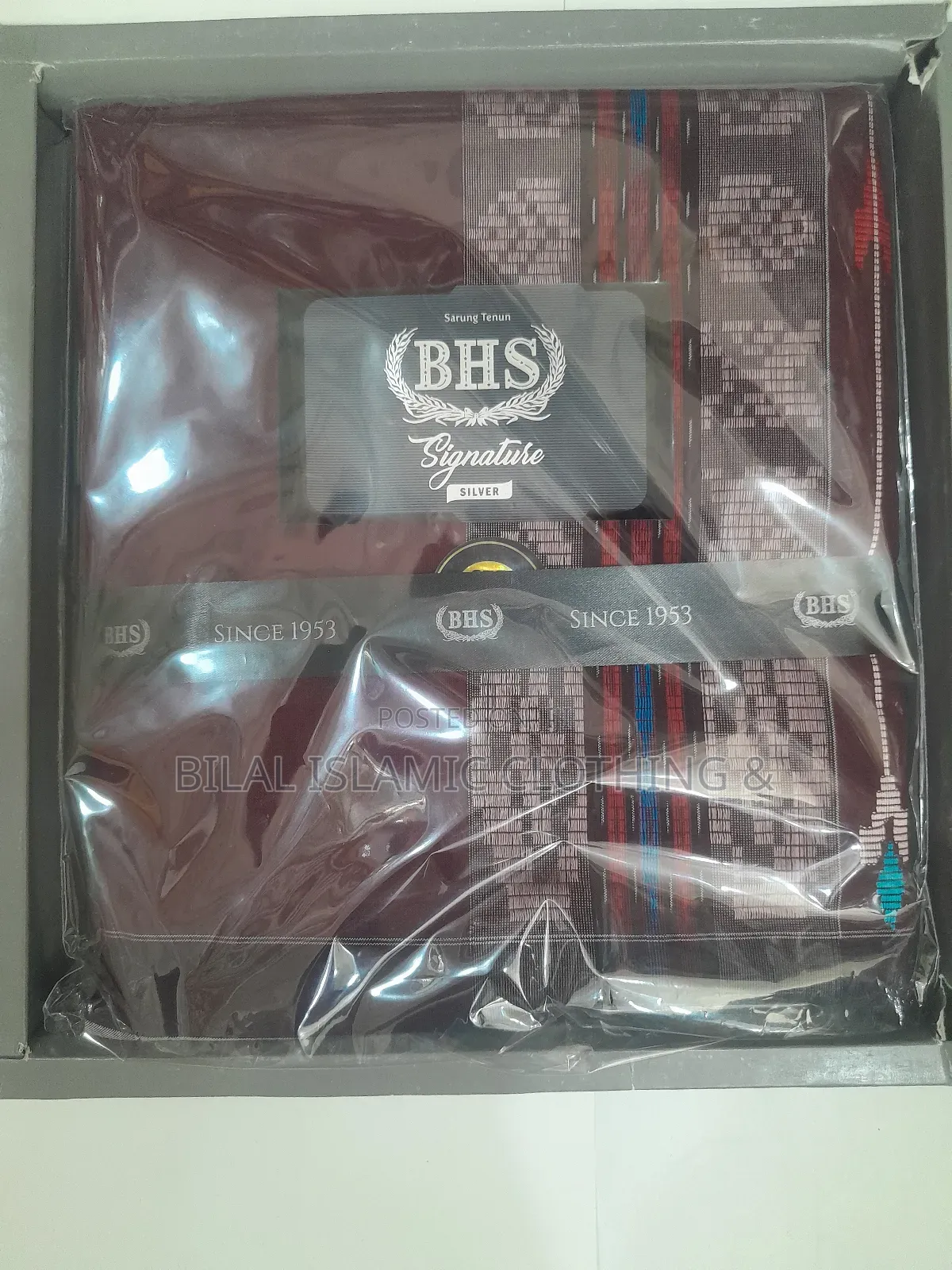 BHS Signature Silver ሽርጥ (Sarung Tenun)