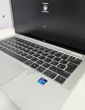 New Laptop HP EliteBook 1040 G8 16GB Intel Core i7 SSD 512GB
