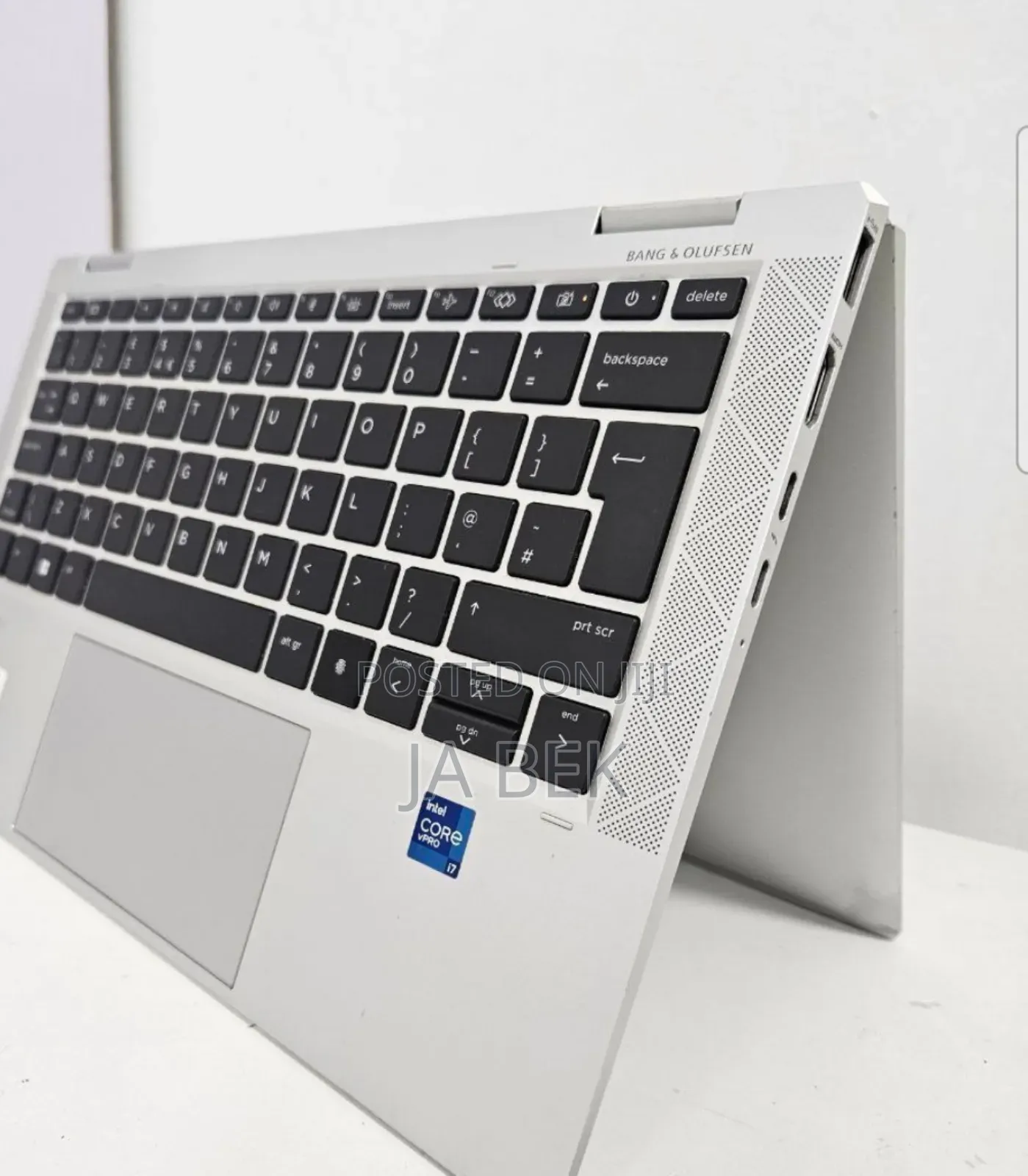 New Laptop HP EliteBook 1040 G8 16GB Intel Core i7 SSD 512GB