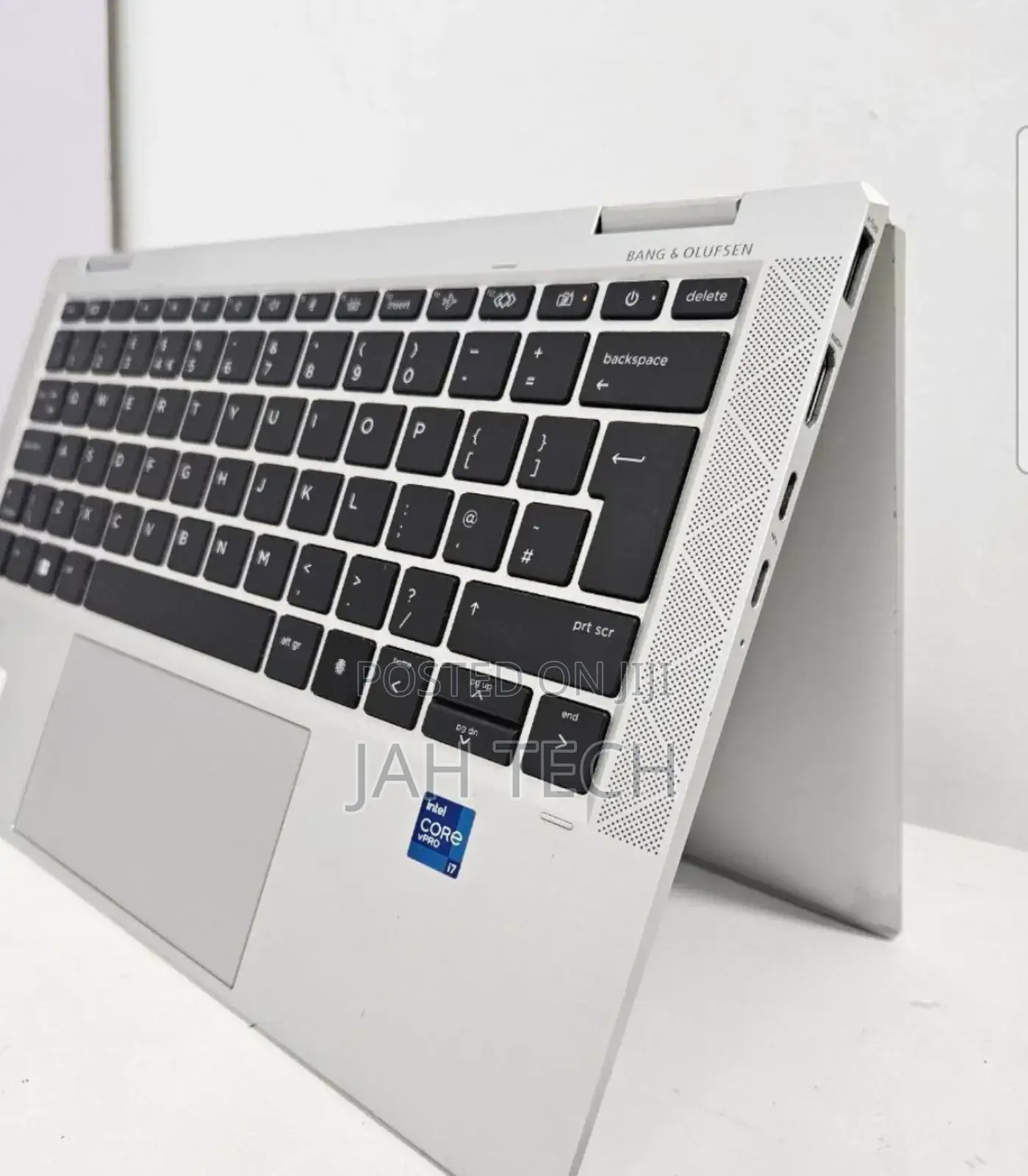 New Laptop HP EliteBook 1040 G8 16GB Intel Core i7 SSD 512GB