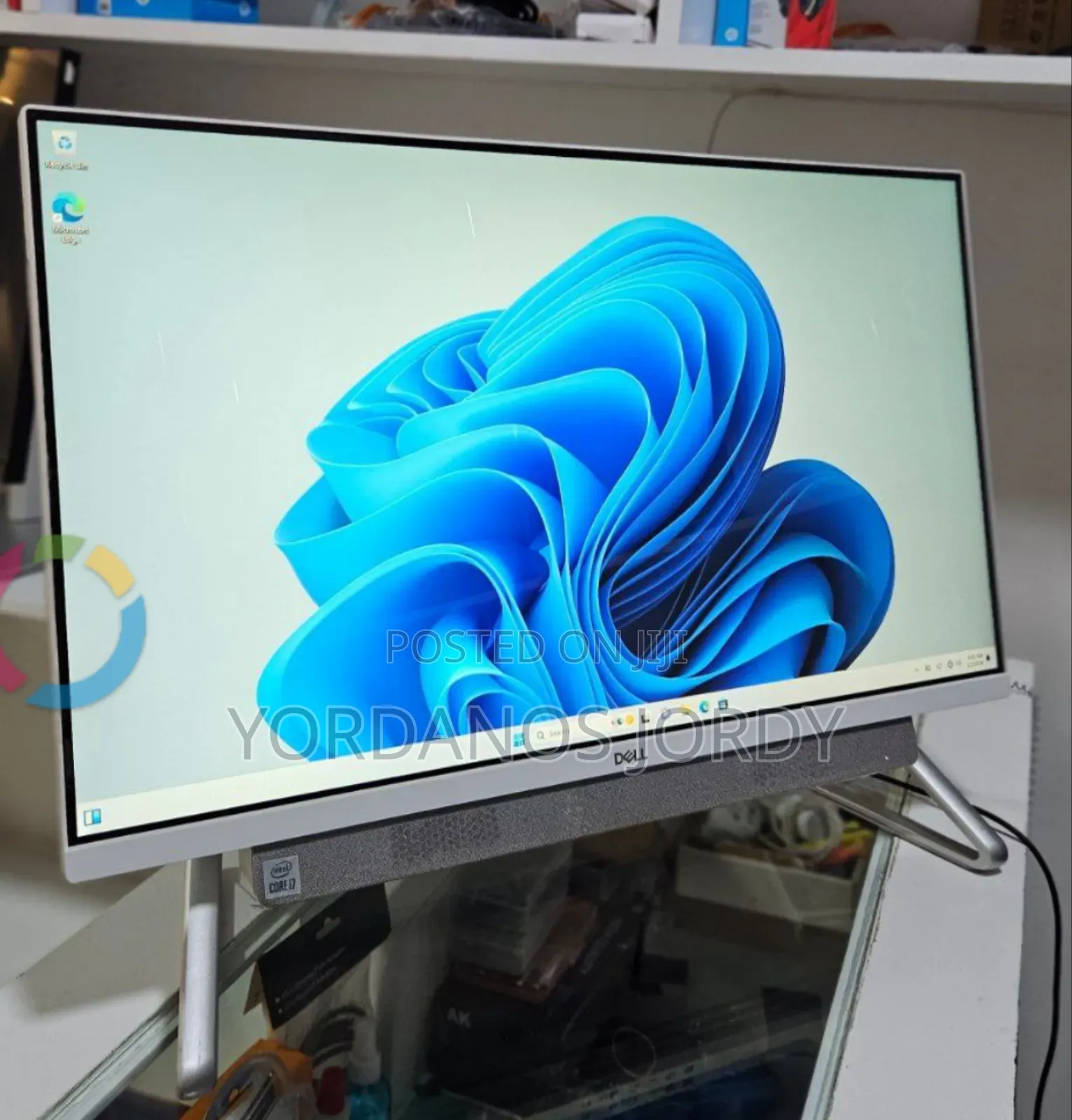 New Dell Inspiron 27 All-in-One 12GB Intel Core i7 SSD 512GB