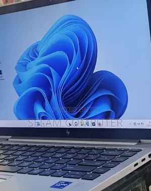 New Laptop HP EliteBook 840 G8 16GB Intel Core i7 SSD 512GB