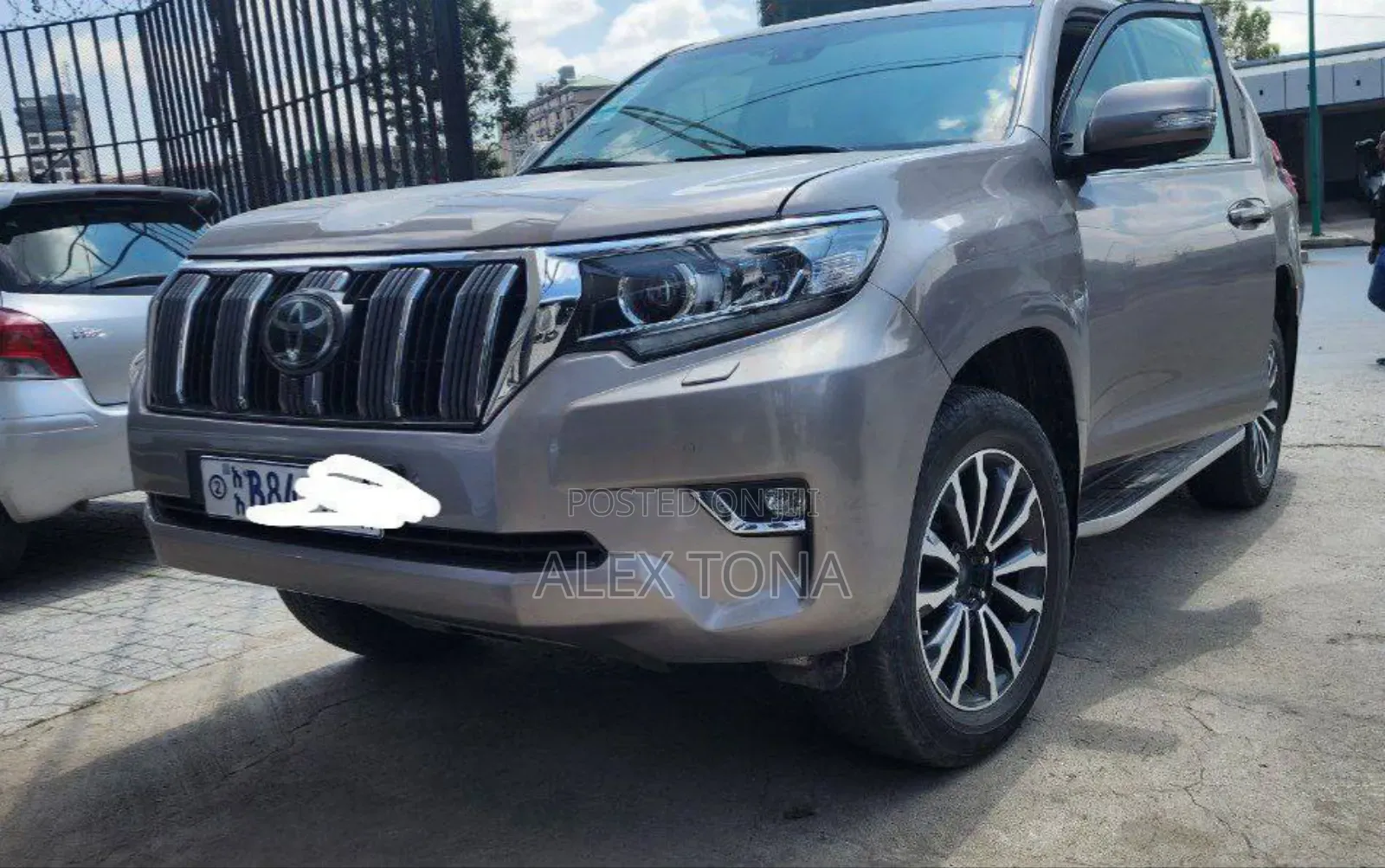 Toyota Land Cruiser Prado 2022