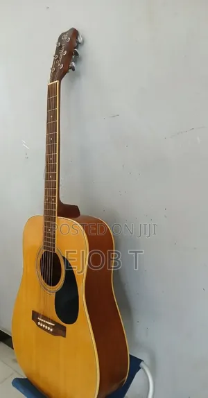 Guitar Acoustic