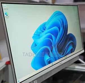 New Dell Inspiron 27 All-in-One 16GB Intel Core i7 SSD 512GB