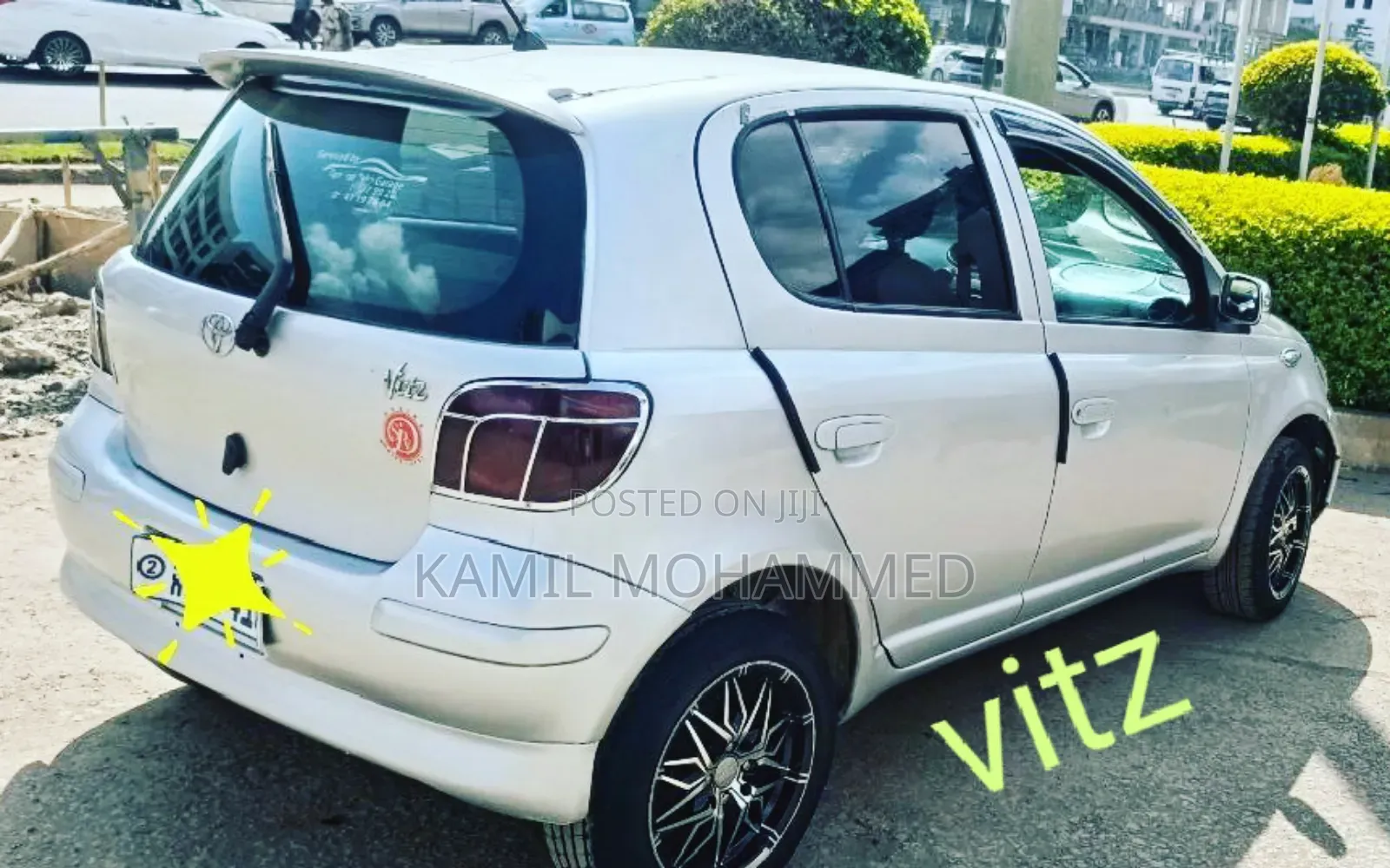Toyota Vitz 2003 Silver