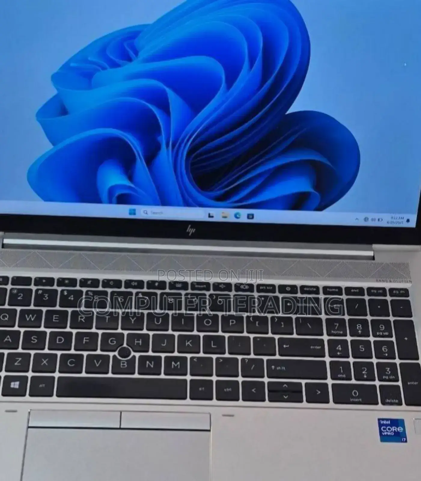 New Laptop HP EliteBook 840 G8 16GB Intel Core i7 SSD 512GB