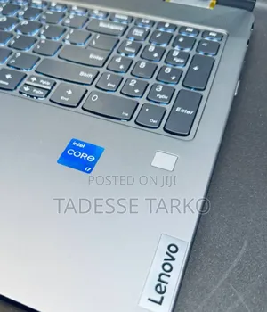 New Laptop Lenovo Yoga 7i 16GB Intel Core i7 SSD 512GB