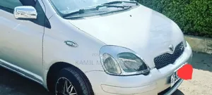 Toyota Vitz 2003 Silver