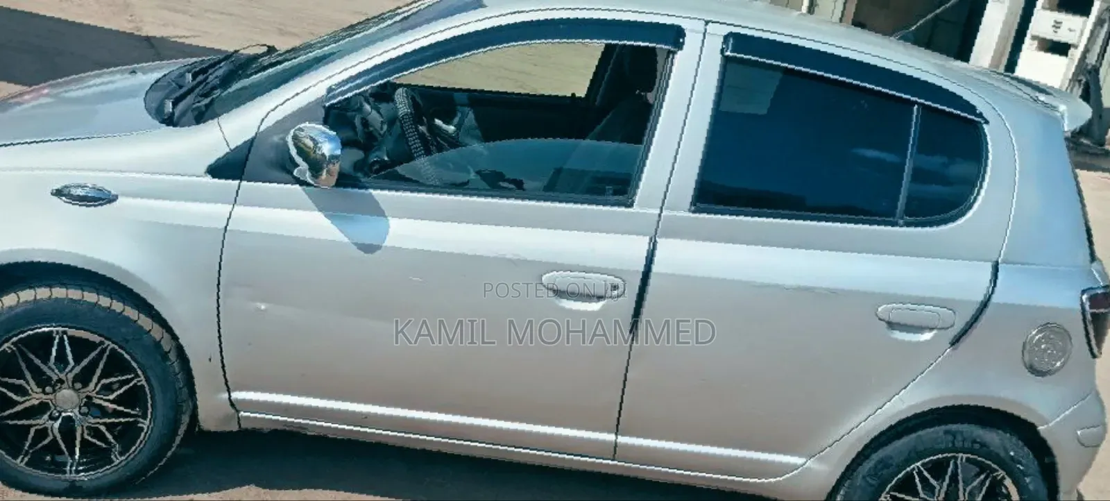 Toyota Vitz 2003 Silver