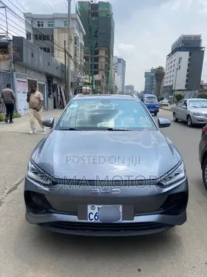 New BYD E2 43 kWh 94 hp FWD 2024 Gray