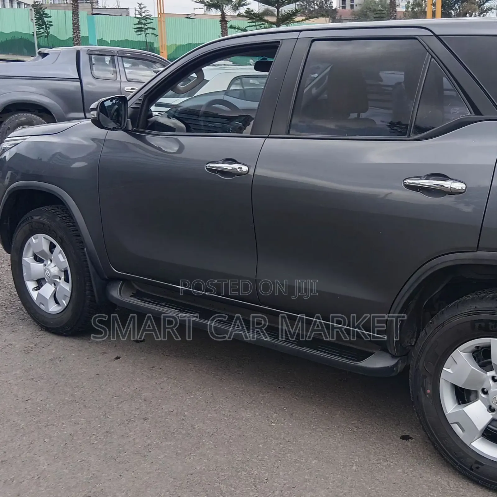 Toyota Fortuner 2022 Black