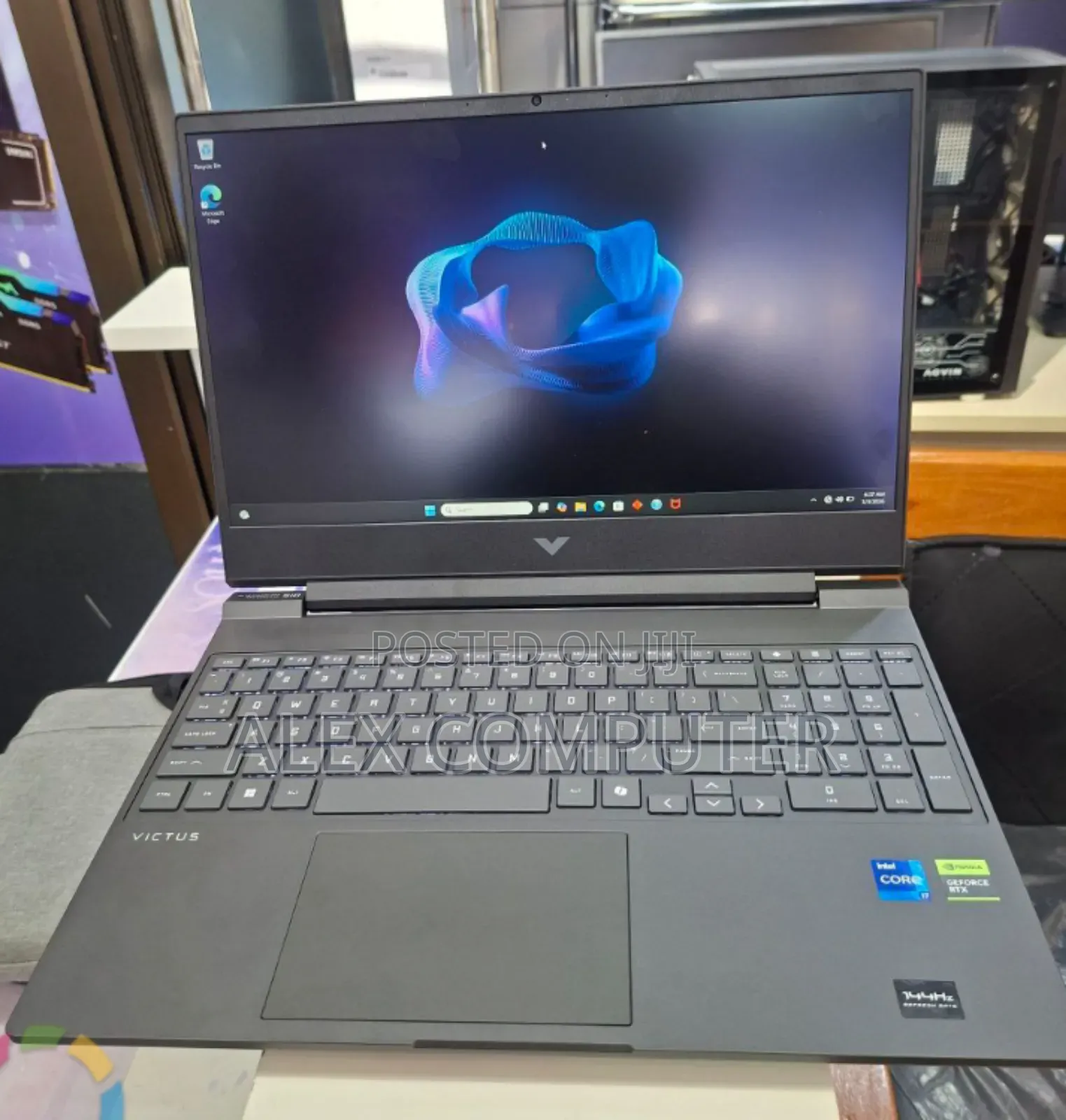 New Laptop HP Victus 16 16GB Intel Core i7 SSD 512GB