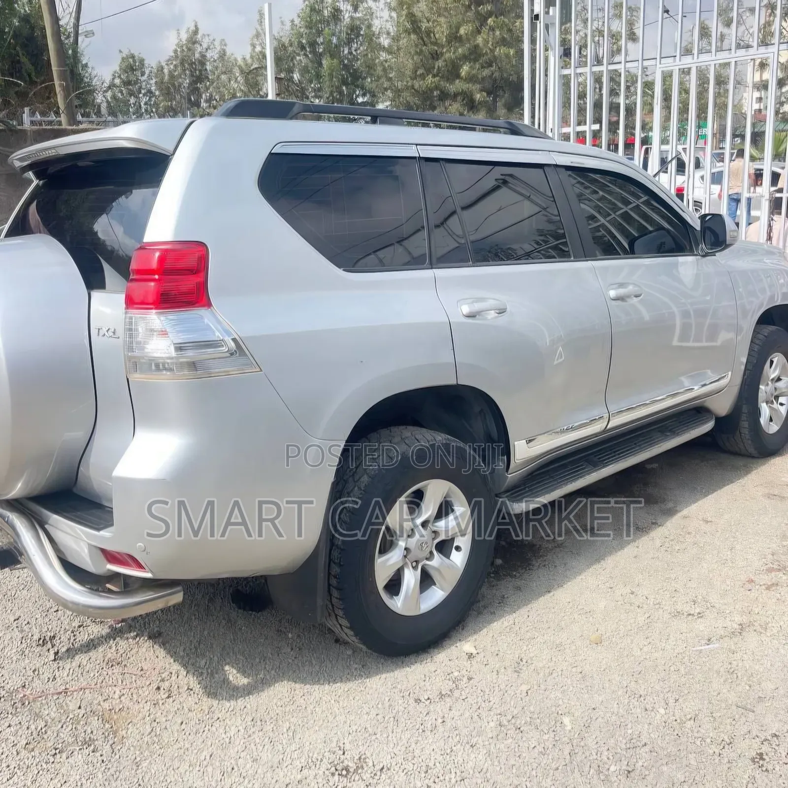 Toyota Land Cruiser Prado 2014 Silver