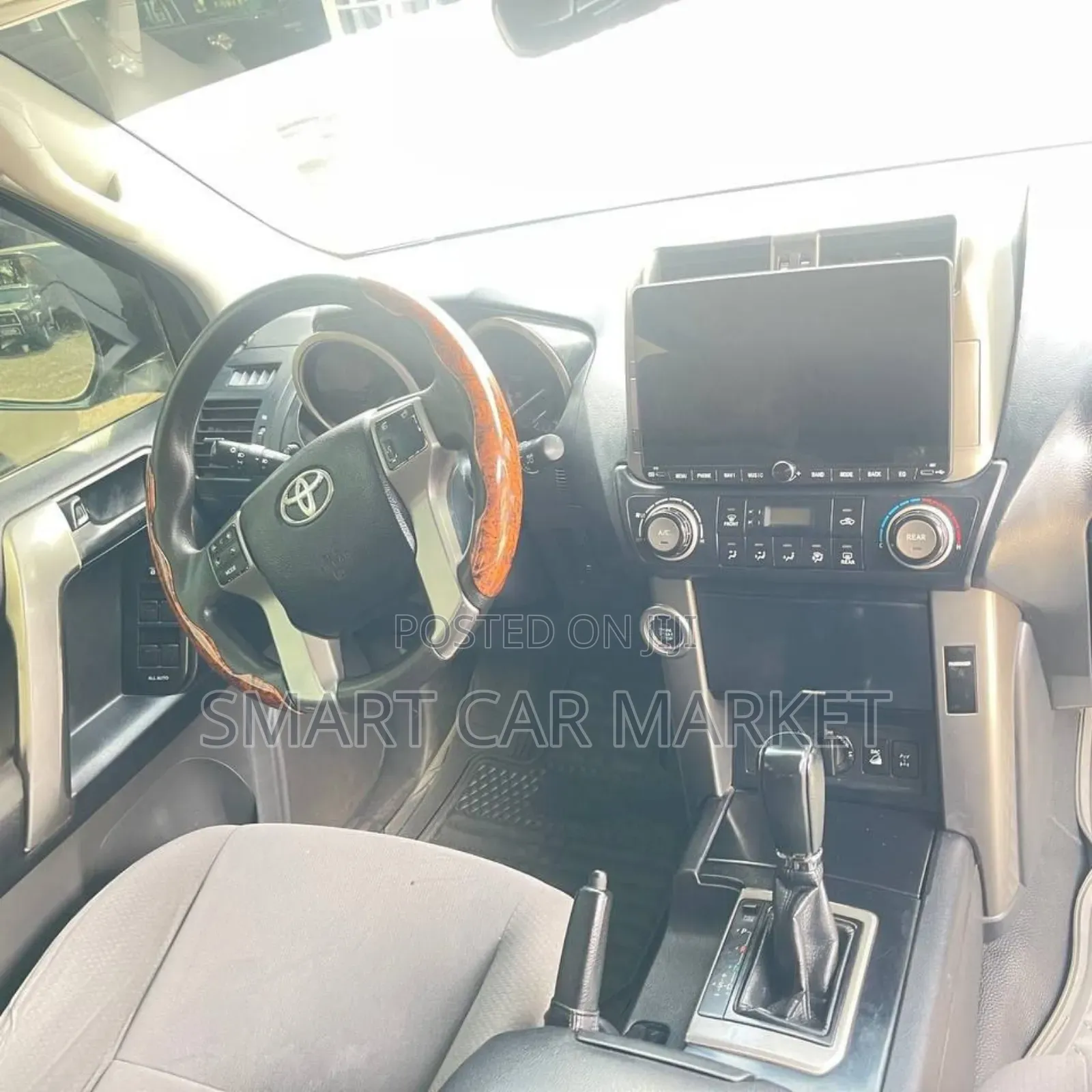 Toyota Land Cruiser Prado 2014 Silver