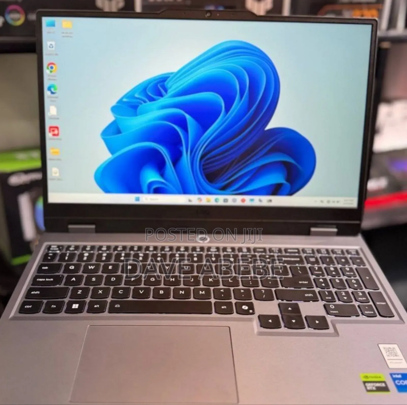 New Laptop Lenovo LOQ 15AHP10 16GB Intel Core i5 SSD 512GB