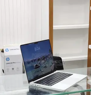 New Laptop Apple MacBook Pro M1 16GB Apple M1 Pro SSD 512GB