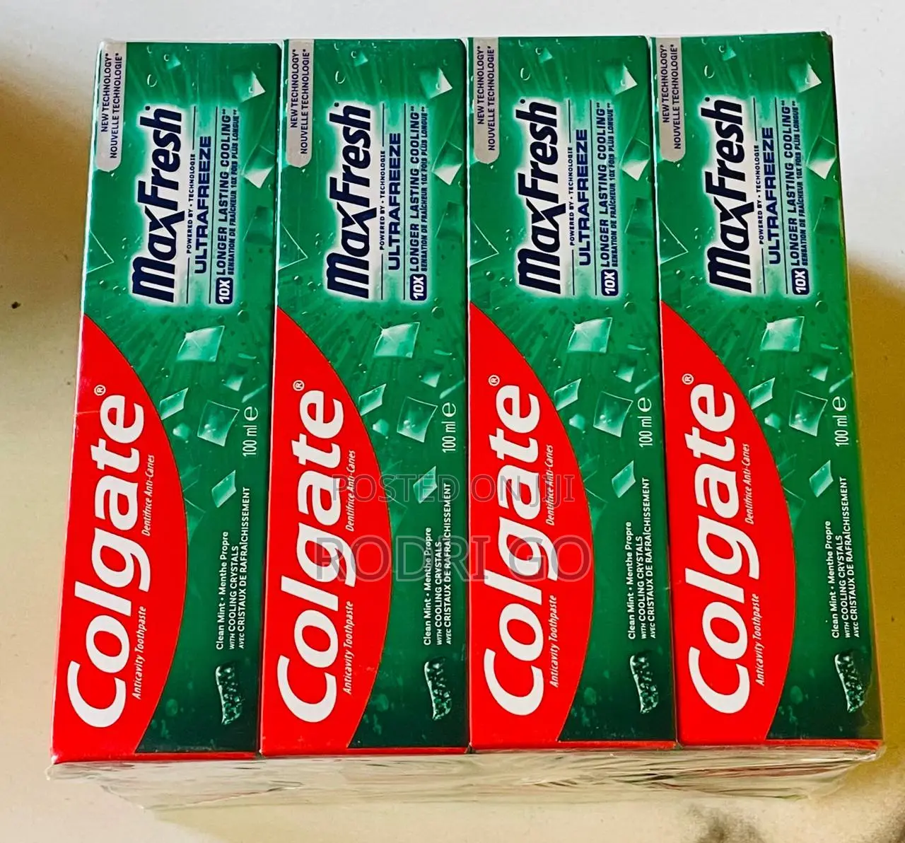 Colgate Maxfresh Ultrafreeze Toothpaste