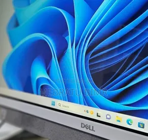 New Dell Inspiron 27 All-in-One 12GB Intel Core i7 SSD 512GB