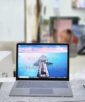 New Laptop Microsoft Surface 8GB Intel Core i5 SSD 512GB