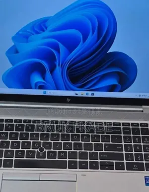 New Laptop HP EliteBook 840 G8 16GB Intel Core i7 SSD 512GB
