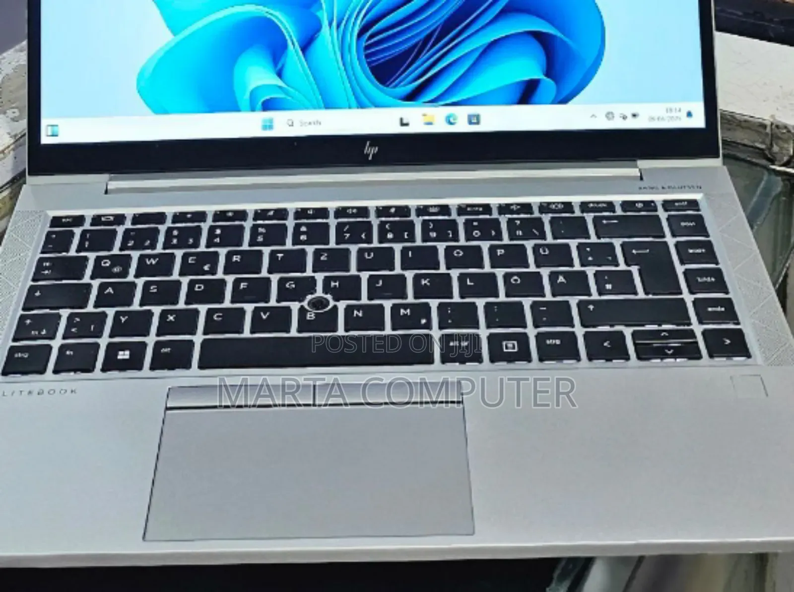 New Laptop HP EliteBook 840 G8 16GB Intel Core i5 SSD 512GB