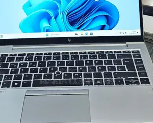 New Laptop HP EliteBook 840 G8 16GB Intel Core i5 SSD 512GB