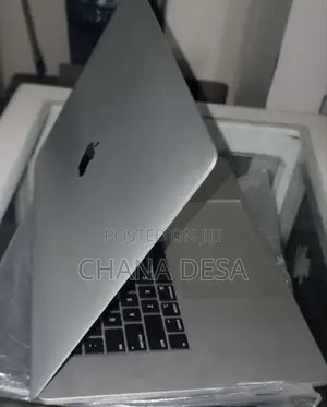 New Laptop Apple MacBook Pro 64GB Intel Core i9 SSD 1T