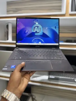 New Laptop MSI Summit E13 Flip Evo 16GB Intel Core Ultra 7 SSD 1T