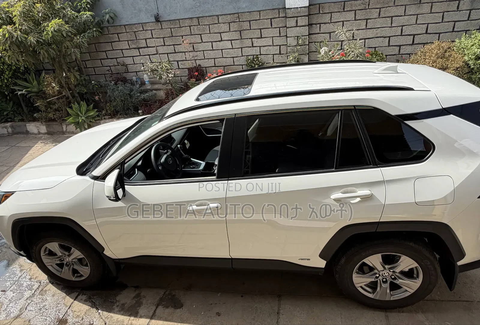 New Toyota RAV4 XLE 2025