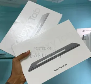 New Laptop Samsung 8GB SSD 256GB