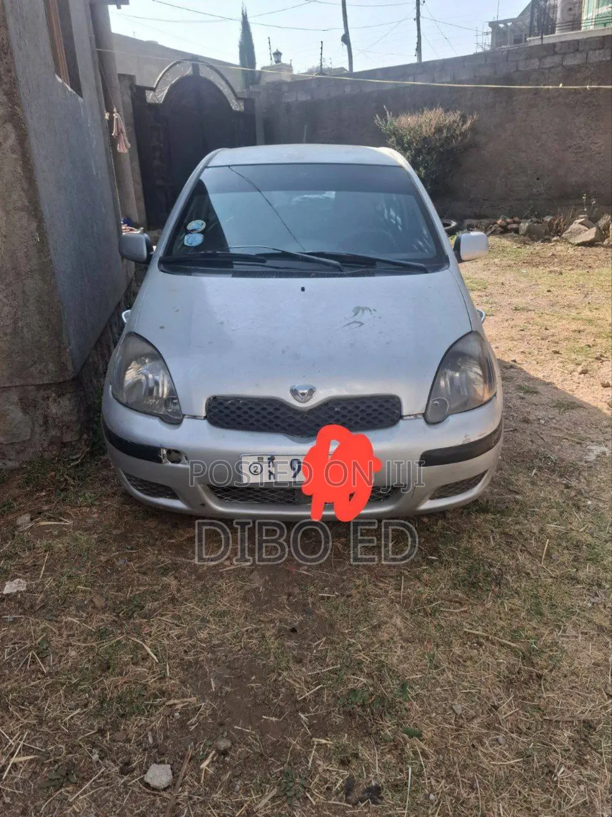 Toyota Vitz 2004 Silver