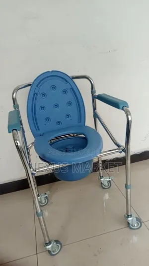 Toilet Wheelchair New 000