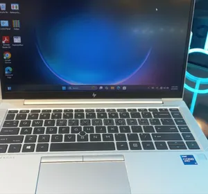New Laptop HP EliteBook 840 G8 16GB Intel Core i7 SSD 512GB