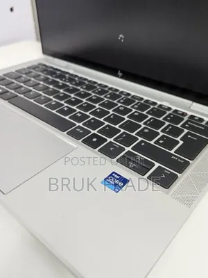 New Laptop HP EliteBook 830 G8 16GB Intel Core i7 SSD 512GB