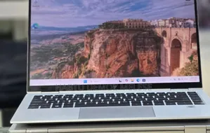 New Laptop HP EliteBook x360 1040 G7 16GB Intel Core i7 SSD 512GB