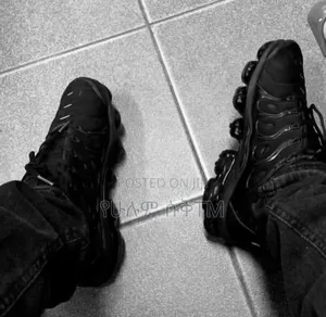Nike Vapormax Plus 'Triple Black' Men's Shoes