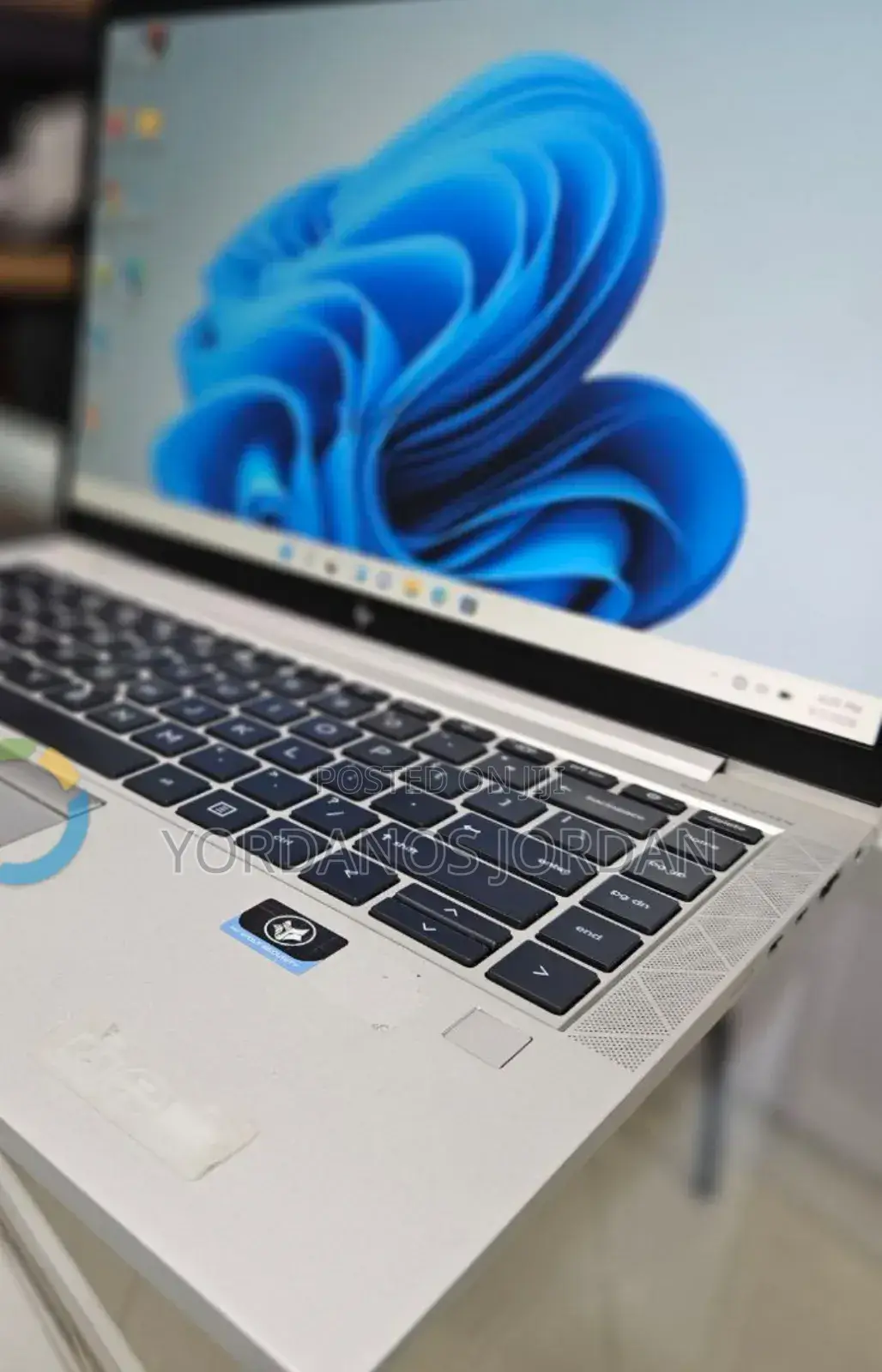 New Laptop HP EliteBook 840 G8 16GB Intel Core i7 SSD 512GB