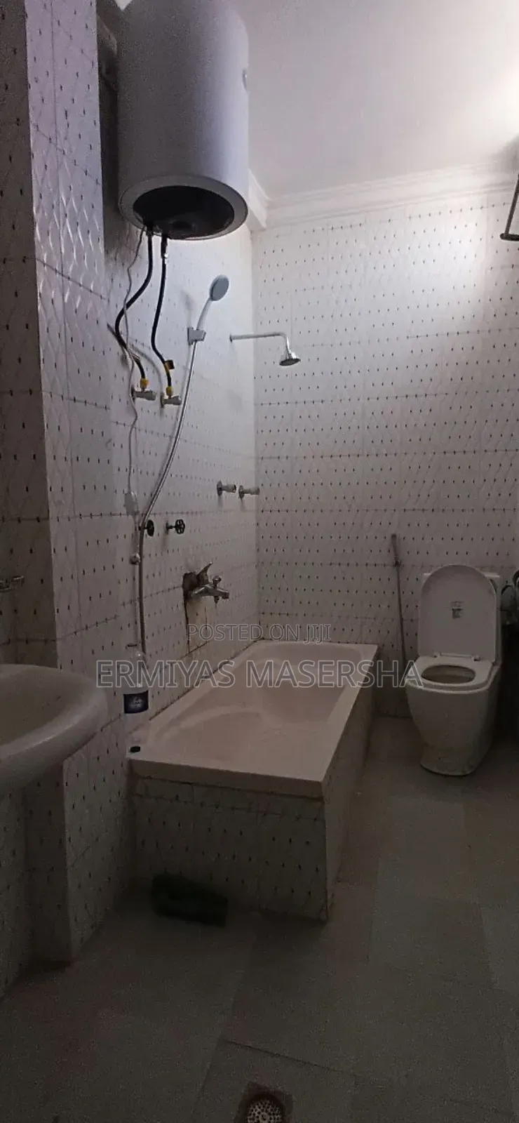 Furnished 5bdrm House in Yeka for sale