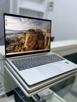 New Laptop HP Pavilion 15 16GB Intel Core i7 SSD 1T