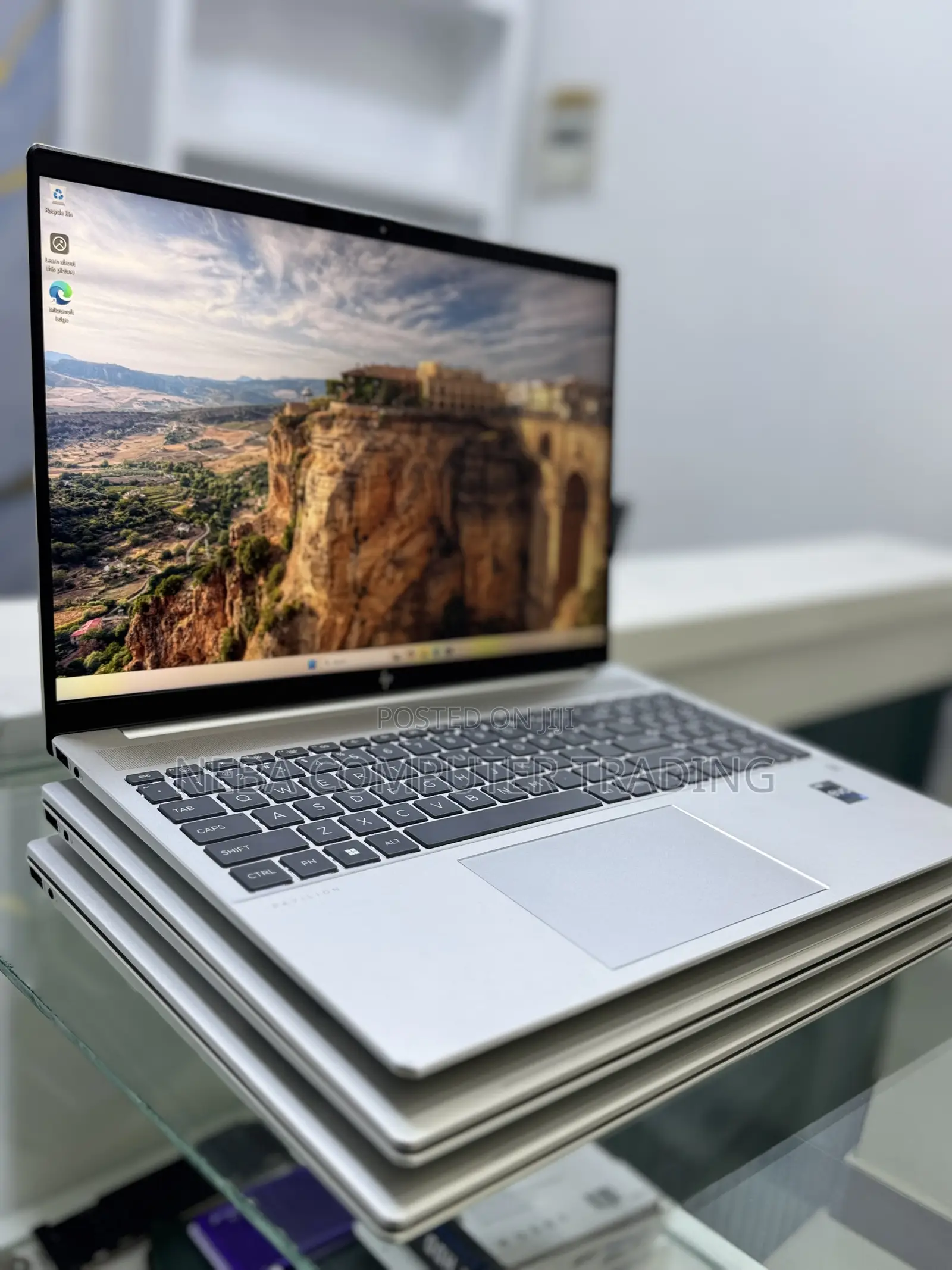 New Laptop HP Pavilion 15 16GB Intel Core i7 SSD 1T