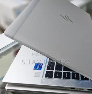 New Laptop HP EliteBook 830 G8 16GB Intel Core i7 SSD 512GB