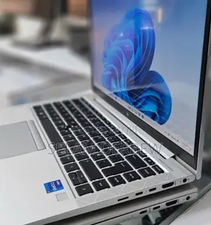 New Laptop HP EliteBook 830 G8 16GB Intel Core i7 SSD 512GB