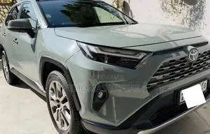 Toyota RAV4 Hybrid 2023