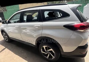 Toyota Rush 2023 White