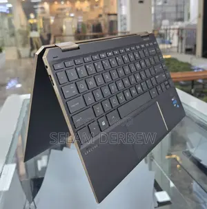 New Laptop HP Spectre X360 8GB Intel Core i5 SSD 512GB