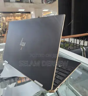 New Laptop HP Spectre X360 8GB Intel Core i5 SSD 512GB