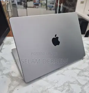 New Laptop Apple MacBook Pro M1 16GB Apple M1 Pro SSD 512GB